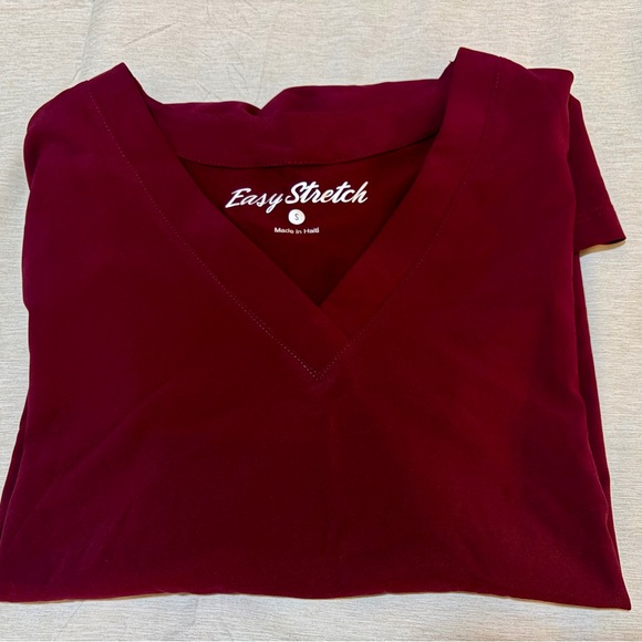 Wine/Burgundy Maternity Scrub Set - Easy Stretch - Small - Picture 6 of 8